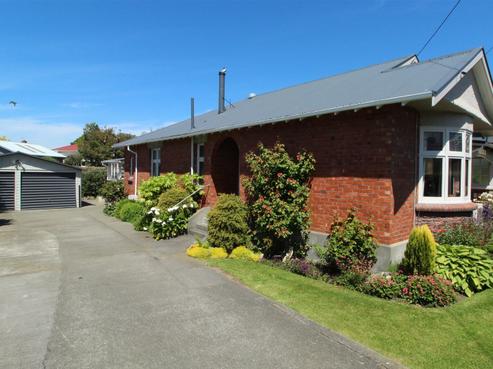 3 Hurdley Street, West End