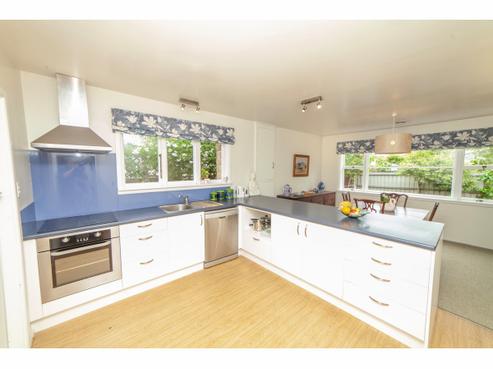 5 Burrows Place, Ilam