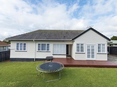 9A School Road, Tuakau