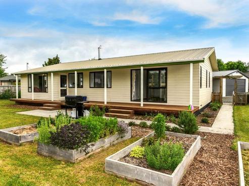 8 Bluff Street, Coalgate