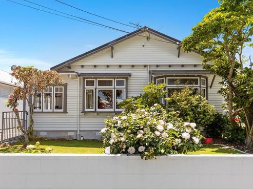 15 Cudby Street, Woburn