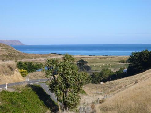 10 Whangaimoana Beach Road, Pirinoa