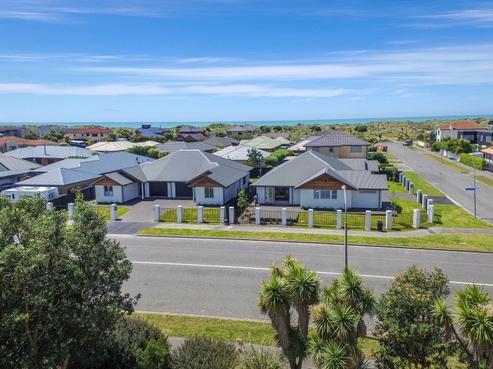 60 Aston Drive, Waimairi Beach