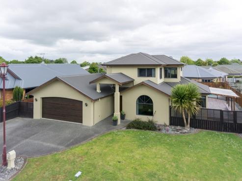 24 Grace Avenue, Rototuna North