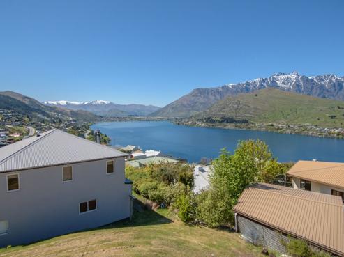 72 Hensman Road, Queenstown Central