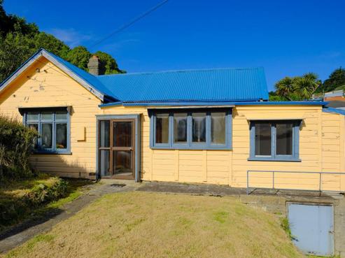 2 Bewley Avenue, Macandrew Bay