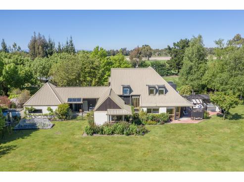99 Dixons Road, Loburn