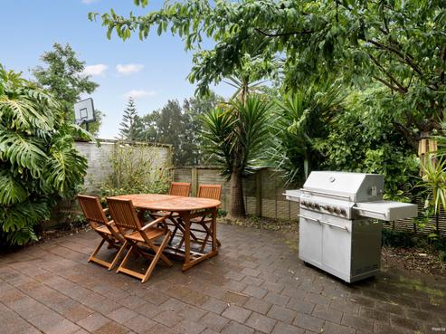 270N Sunset Road, Windsor Park