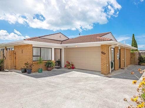 2/32 Simmental Crescent, Somerville