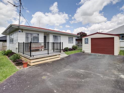 21B Willis Street, Bader