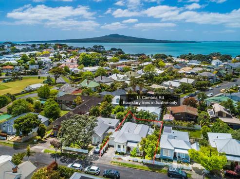 14 Cambria Road, Devonport