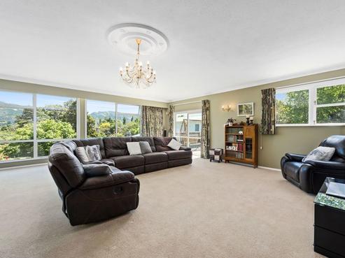 10 Chatsworth Road, Silverstream