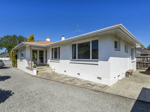 14 Curletts Road, Sockburn