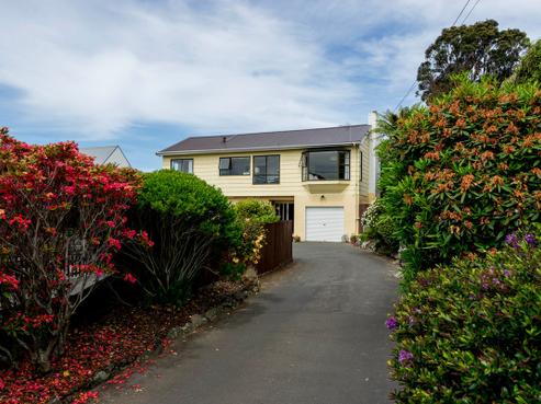 227 Bay View Road, Saint Clair