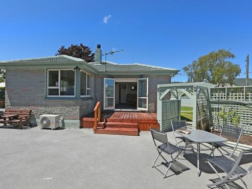 727 High Street, Boulcott