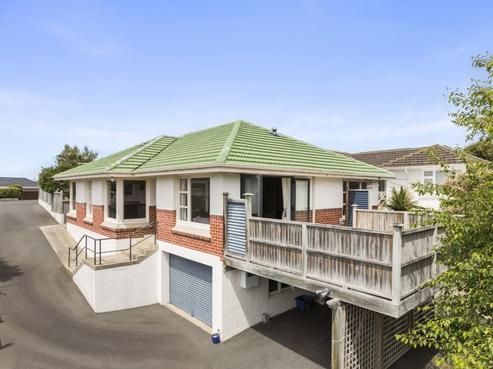 83 Easther Crescent, Kew