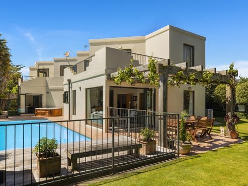 19 Military Road, Boulcott