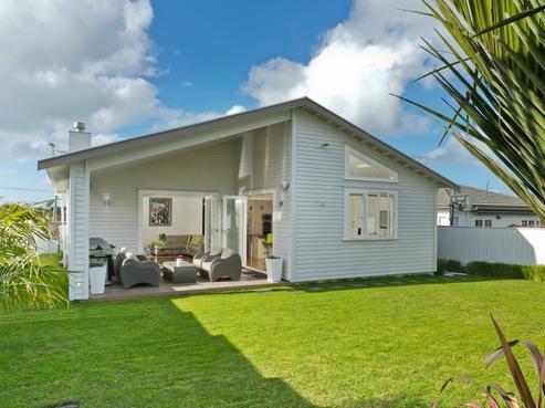 70 Huia Road, Point Chevalier
