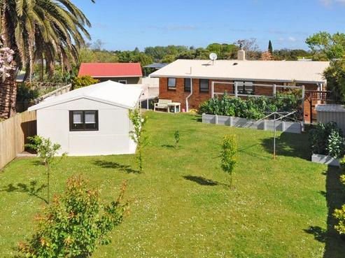 9 Thames Place, Pukekohe
