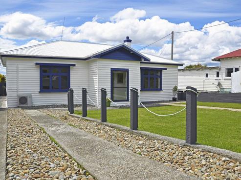 9 Spencer Street, Bluff