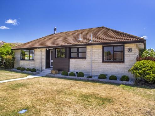 6 Coach Court, Cromwell