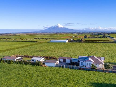 1 Tauhuri Street, Manaia
