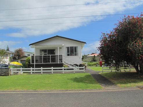 16 Tatahi Street, Te Puru