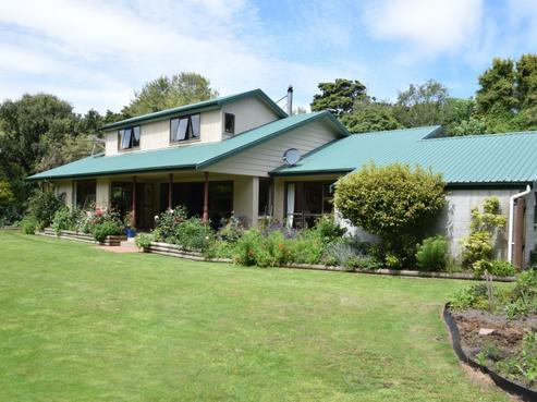92 Matua Road, Otatara