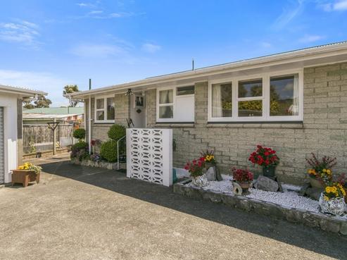 27 Wai-iti Crescent, Woburn