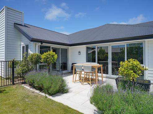 10 Kessen Street, Pegasus