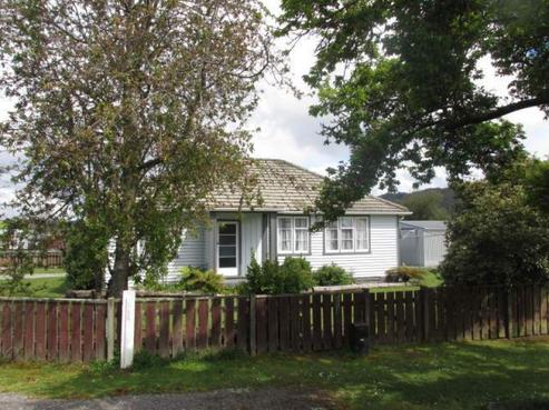 2 Plaskett Street, Reefton