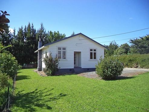 27 Alfredton Road, Eketahuna