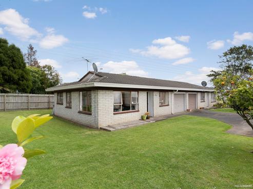 2/18 Challen Close, Conifer Grove
