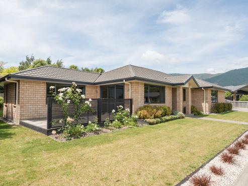 29 Woodstock Place, Stoke