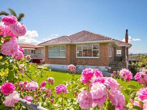 73 Bradbury Road, Botany Downs