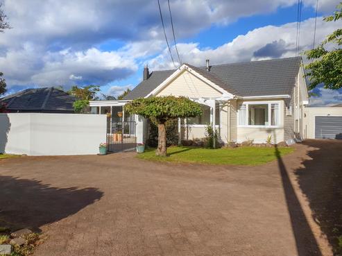 10 Ashley Street, Glenholme