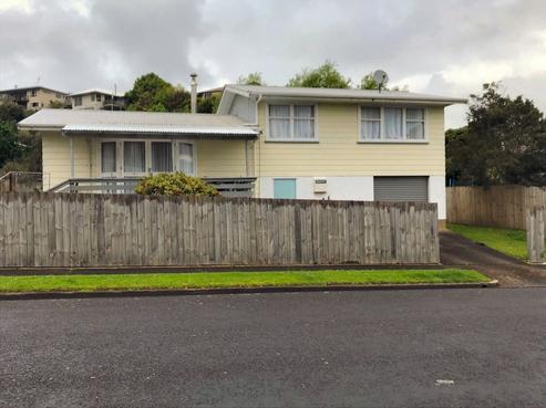 114 Bowen Place, Thames