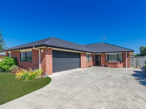 2 William Noel Place, Waikanae Beach