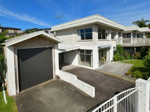 1067 Whangaparaoa Road, Tindalls Beach