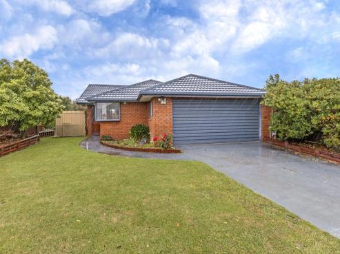 25 Seascape Gardens, Bromley