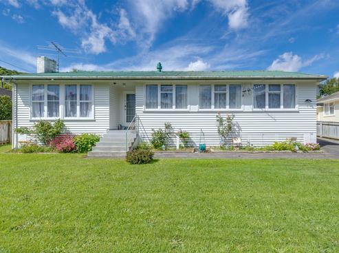 5 Thompson Grove, Ranui