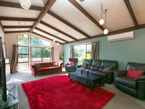 628 Everett Road, Inglewood