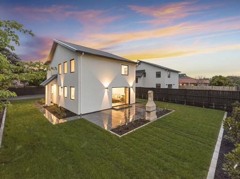 8A Charles Henry Place, Harrowfield