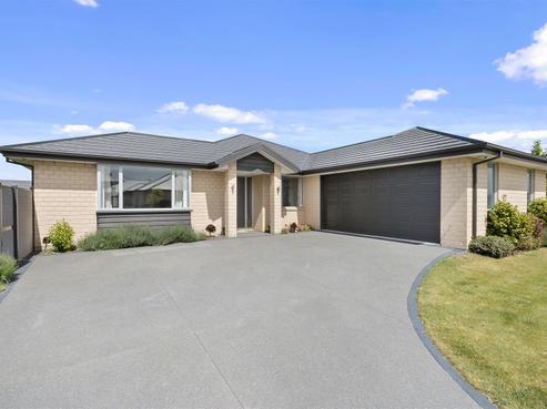 60 Somerville Crescent, Aidanfield