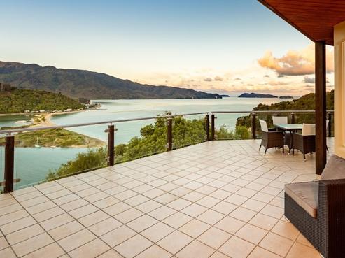 18 Lady Barkly Grove, Kaiteriteri