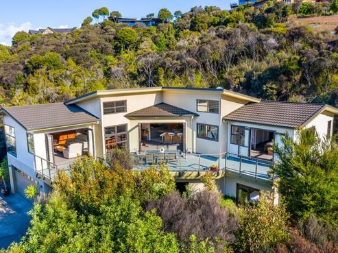 16 Sylvan Way, Silverstream