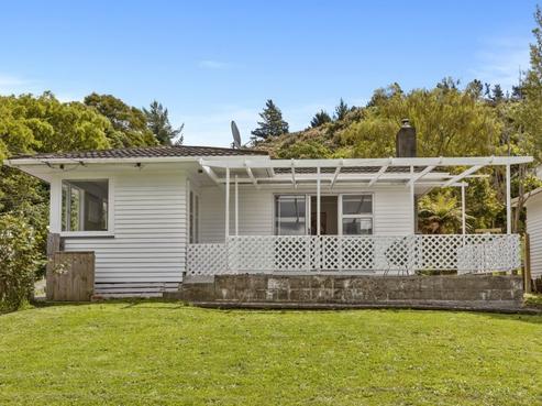 23 Bird Grove, Stokes Valley