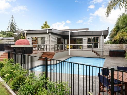 16 Mitcham Avenue, Forest Lake