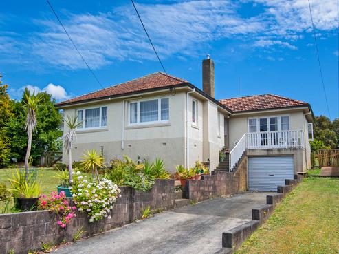 98 Station Road, Kamo