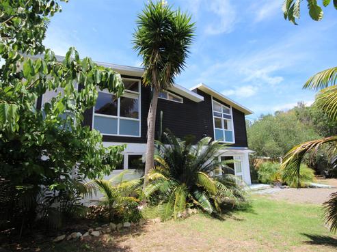 147 Webb Road, Oakura Coast